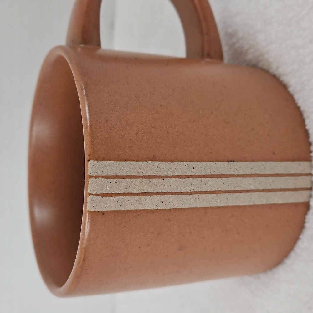 Hearth & Hand NWT Elegant Brown Triple Stripe Stoneware Coffee Tea Mug